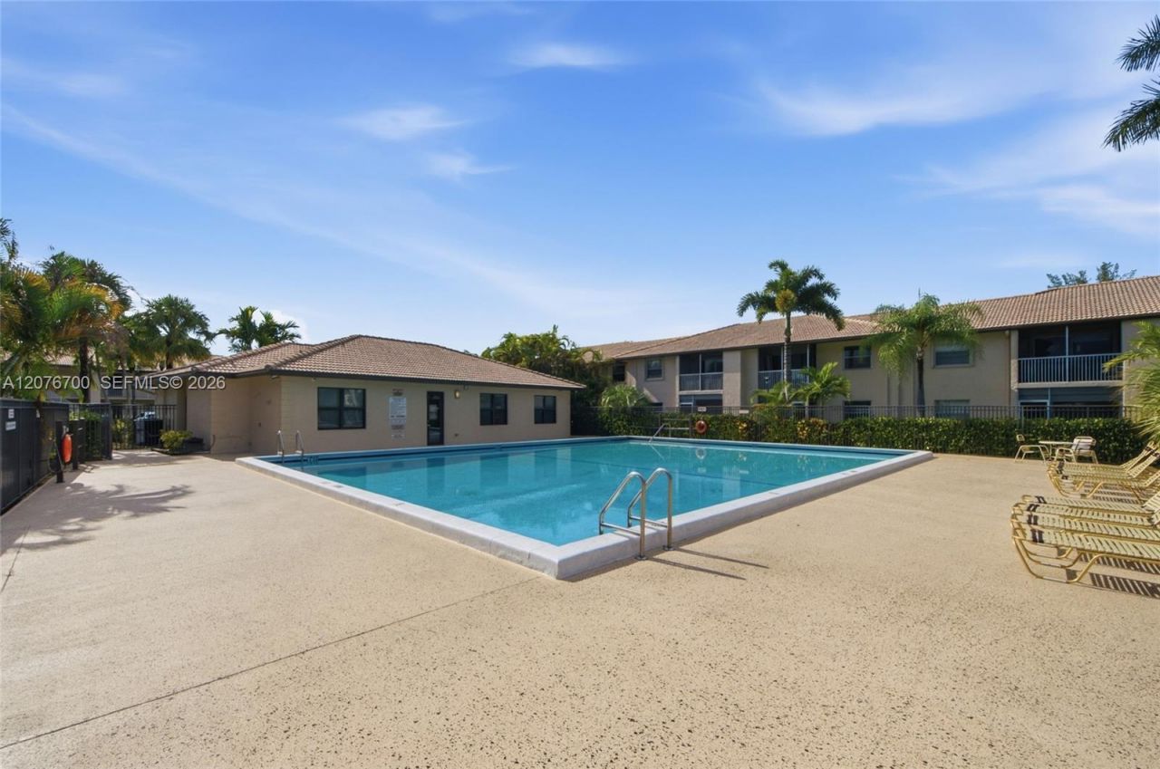 5510 Lakeside Dr , Unit 108, Margate, FL 33063 Photo
