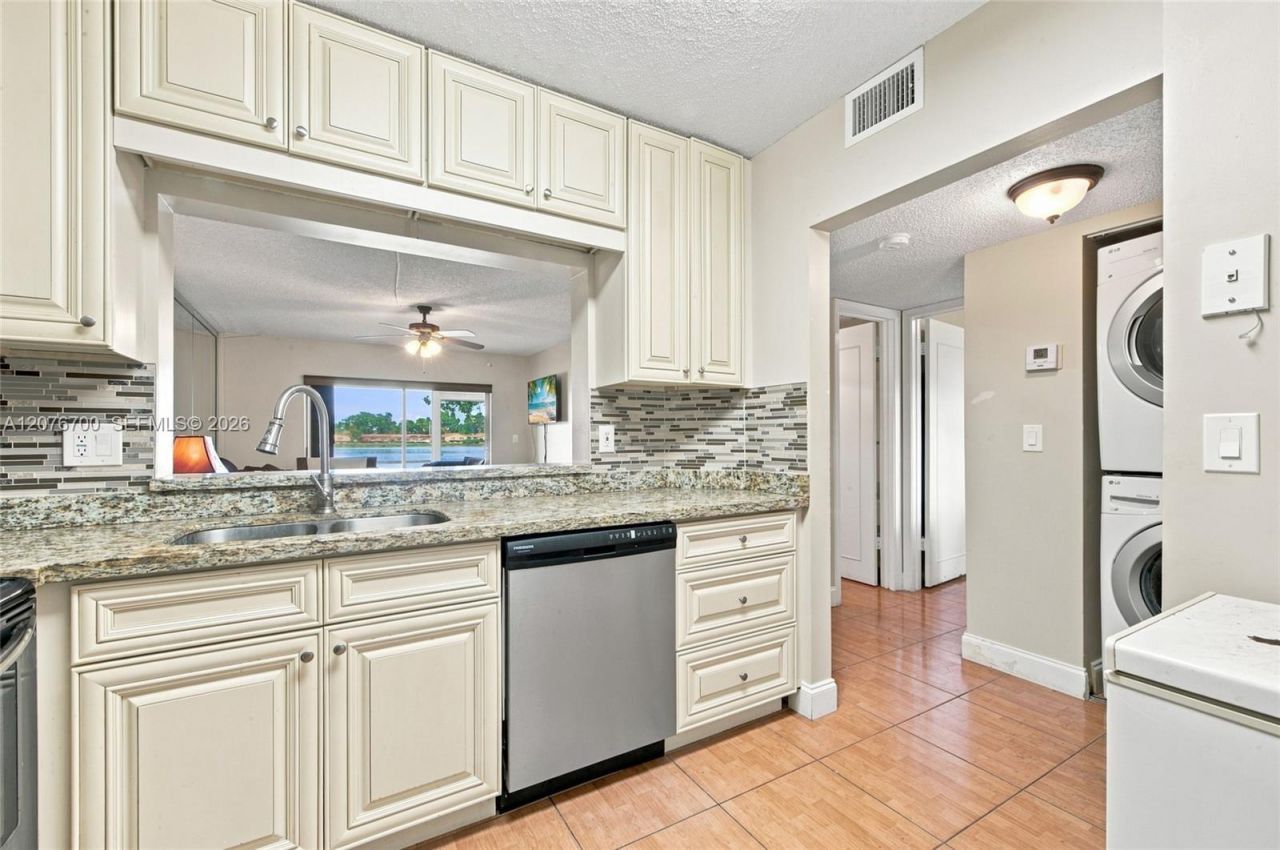 5510 Lakeside Dr , Unit 108, Margate, FL 33063 Photo