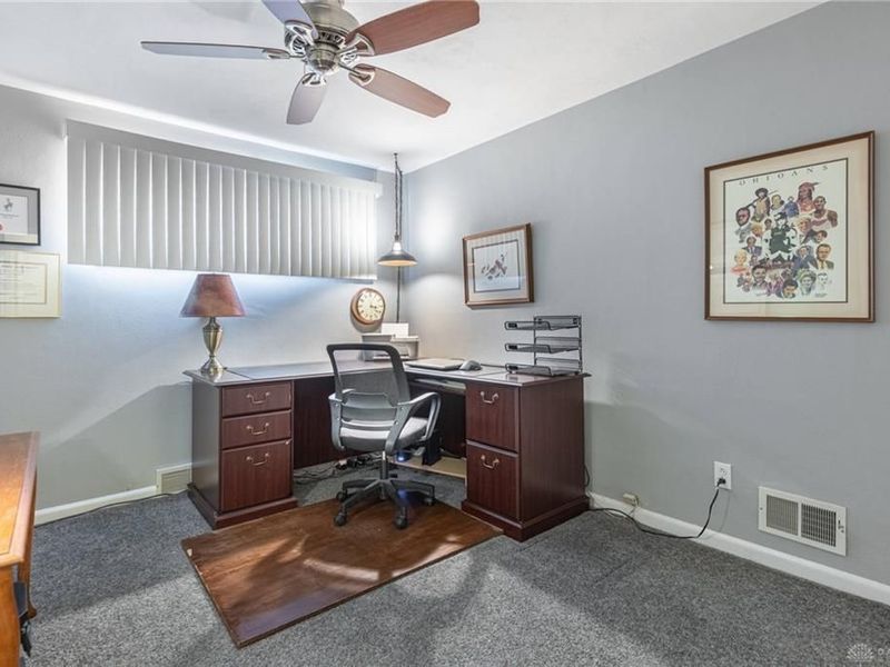 3903 Mengel Drive, Kettering, OH 45429 Photo 18
