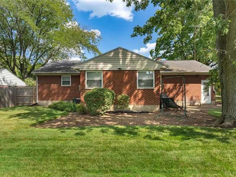 3903 Mengel Drive, Kettering, OH 45429 Photo 25