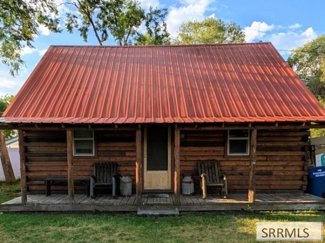 620 W 4th N, Saint Anthony, ID 83445 Main Photo