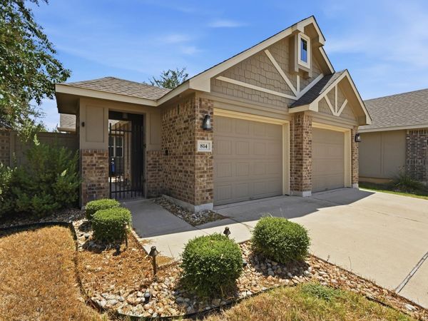814 Silo ST, San Marcos, TX 78666