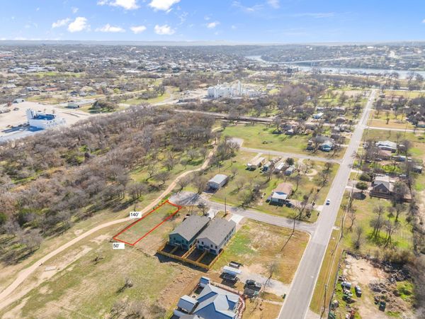 300 S Avenue P, Marble Falls, TX 78654