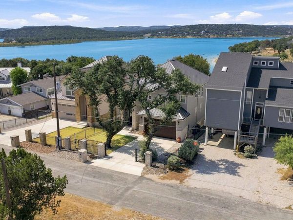 174 Edge Hill Dr, Canyon Lake, TX 78133