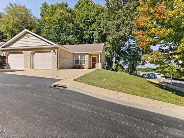 163 Browns Road, Unit Apt 102, Johnson City, TN 37615
