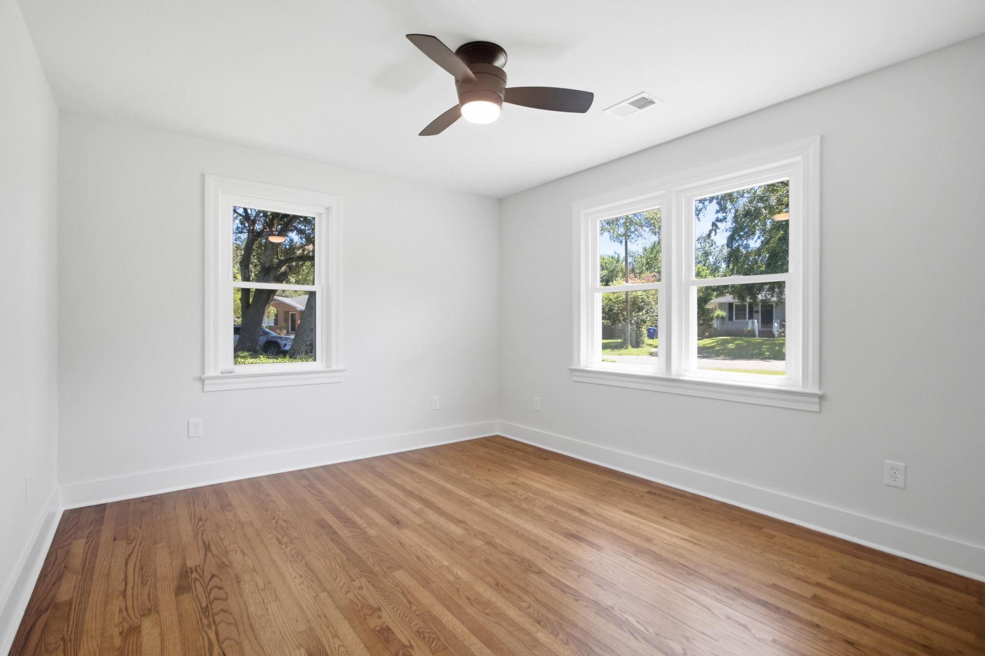 5135 Conway Street Photo 30