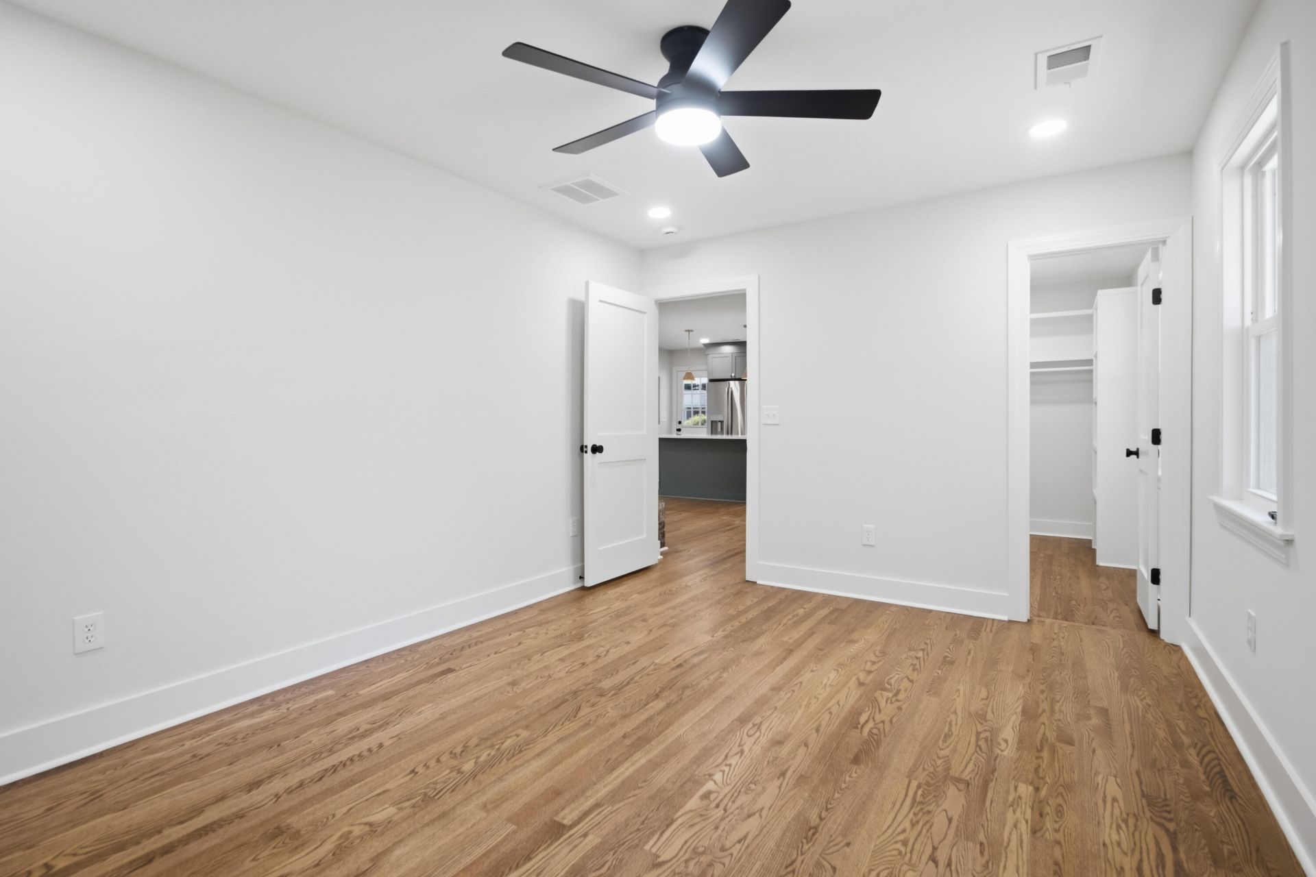 5135 Conway Street Photo 38