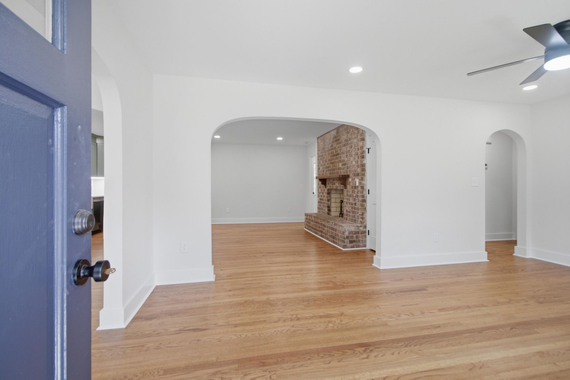 5135 Conway Street Photo 6