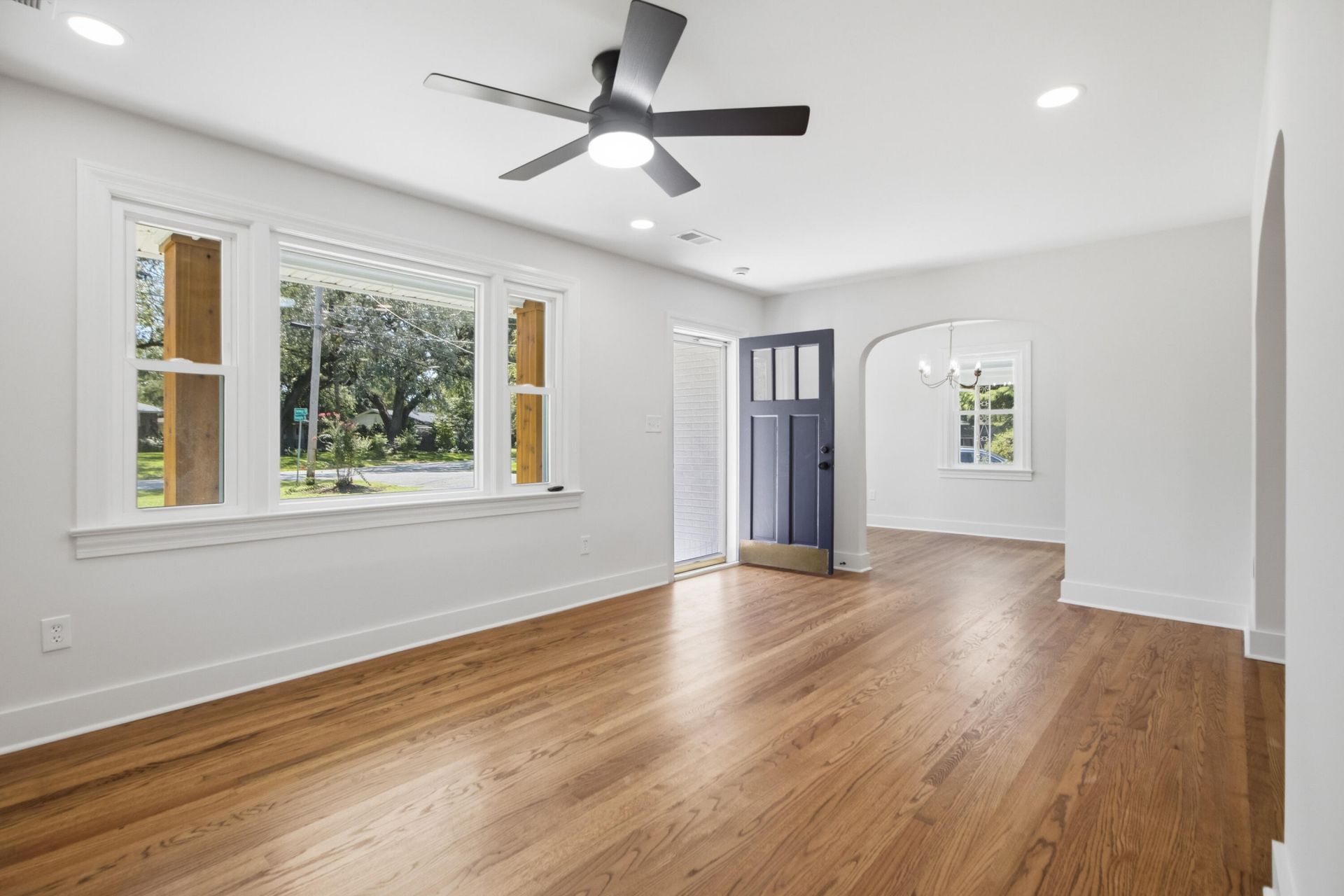 5135 Conway Street Photo 9