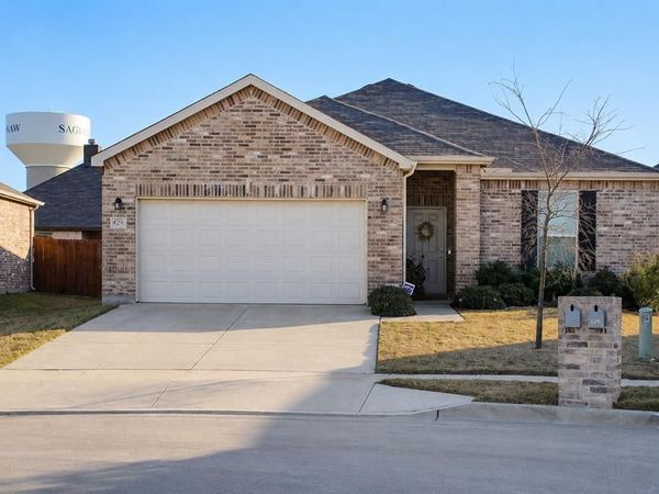 429 Mariscal Place, Fort Worth, TX 76131