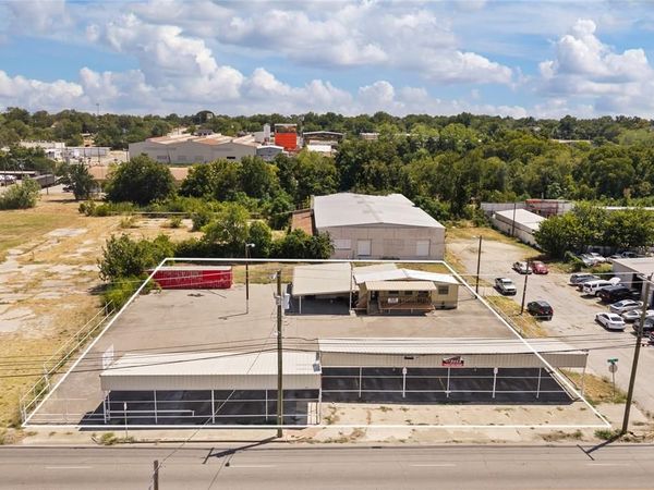 2020 Franklin Avenue , Waco, TX 76701