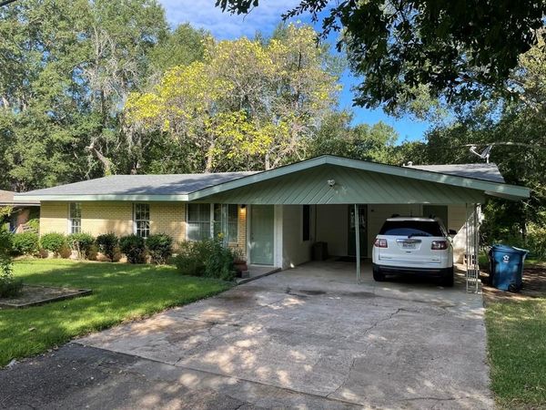 612 Valle Vista Drive , Athens, TX 75751