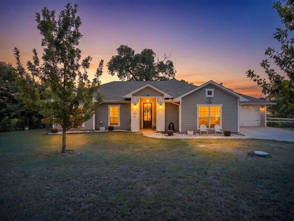 161 Laurie Lane, Waxahachie, TX 75165