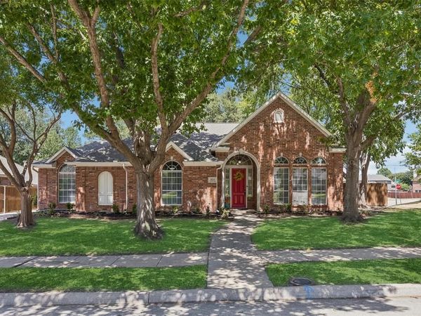 2824 Meadowside Drive, McKinney, TX 75071