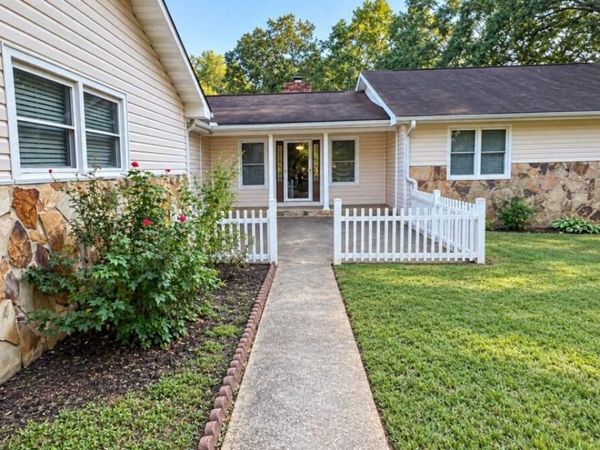 330 Southmoor Circle, Stockbridge, GA 30281