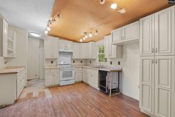1834 Horrell Hill Road photo 4