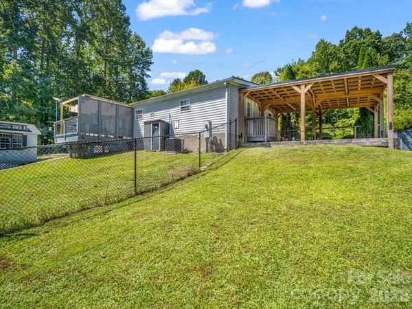 14 Old Possum Holler Road , Hendersonville, NC 28739