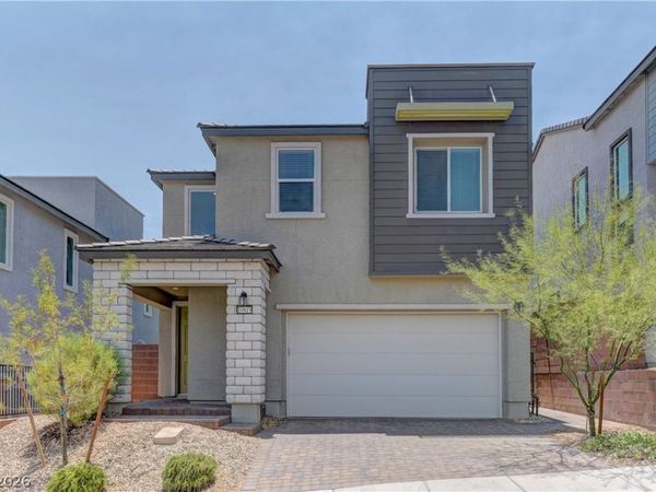 10819 Far Country Avenue , Las Vegas, NV 89129
