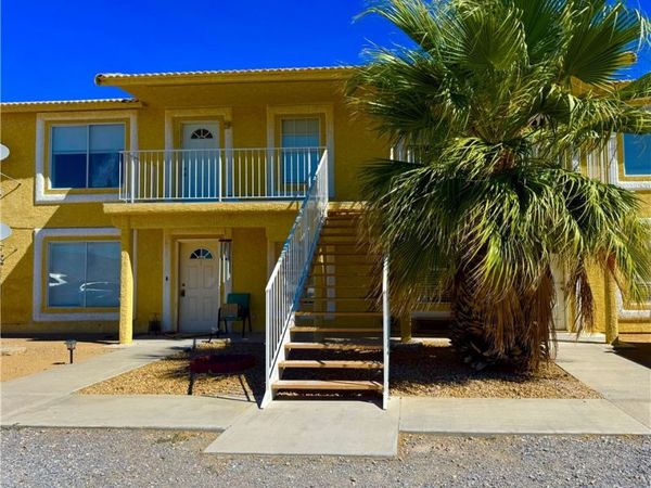 1350 Ogallala Street , Unit 4, Pahrump, NV 89048