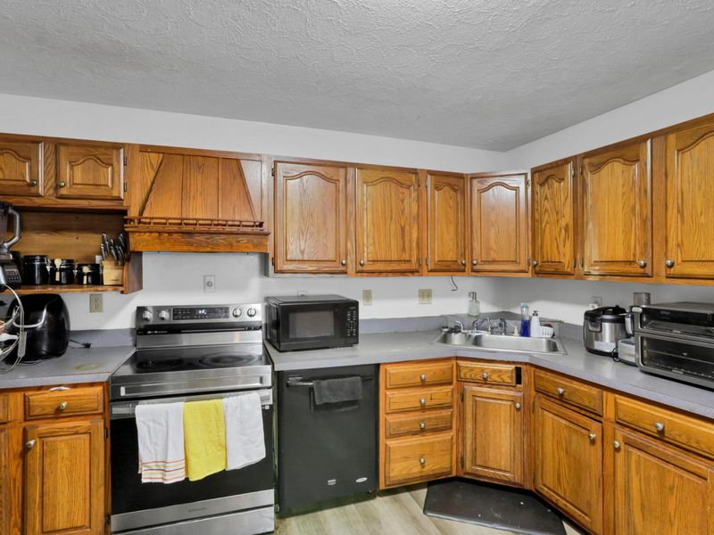 7400 Marlan Avenue , Reynoldsburg, OH 43068 Photo 12