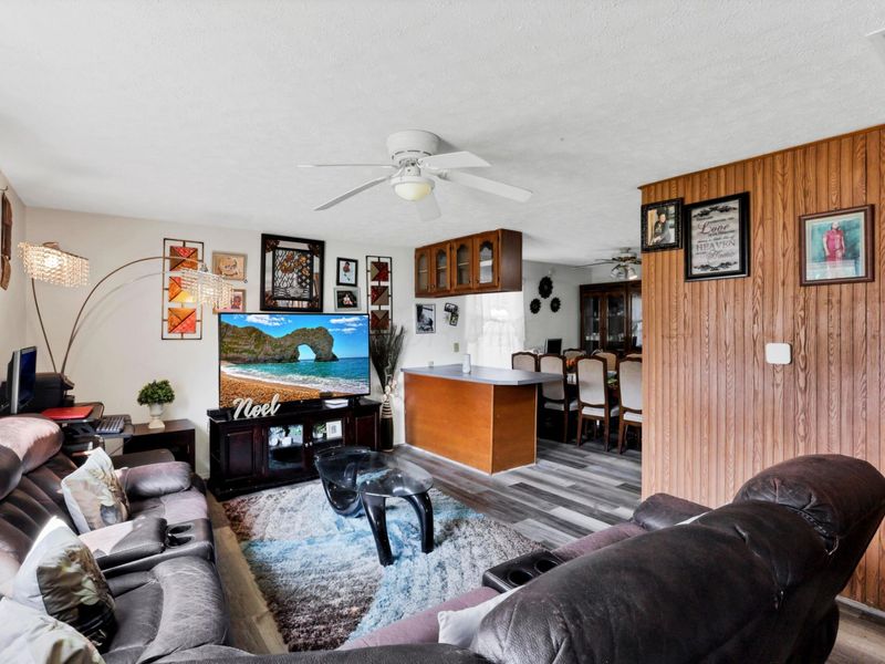 7400 Marlan Avenue , Reynoldsburg, OH 43068 Photo 6