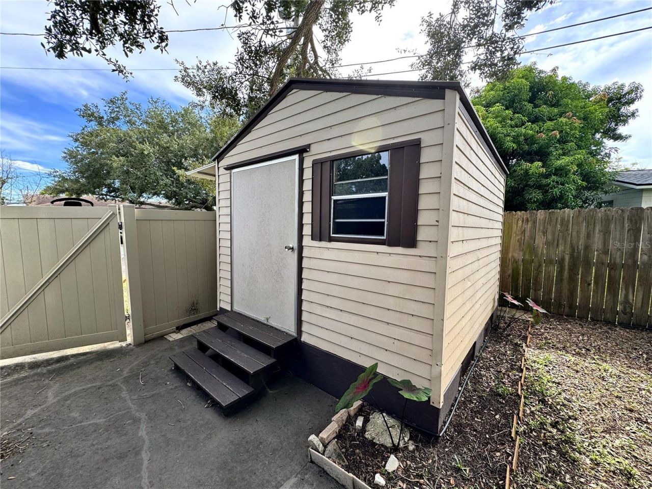 7400 Locust Street Ne, Saint Petersburg, FL 33702 Photo