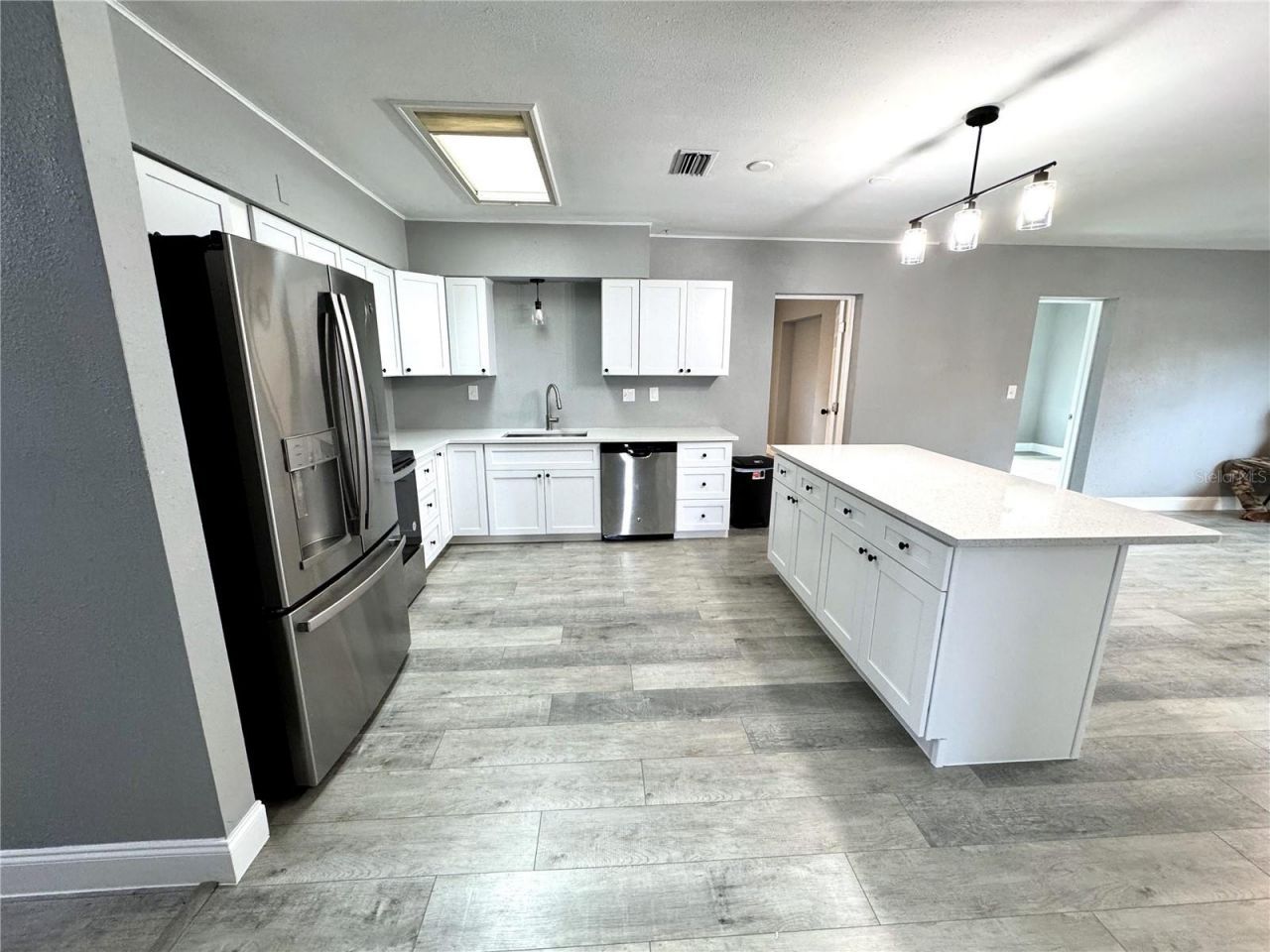 7400 Locust Street Ne, Saint Petersburg, FL 33702 Photo