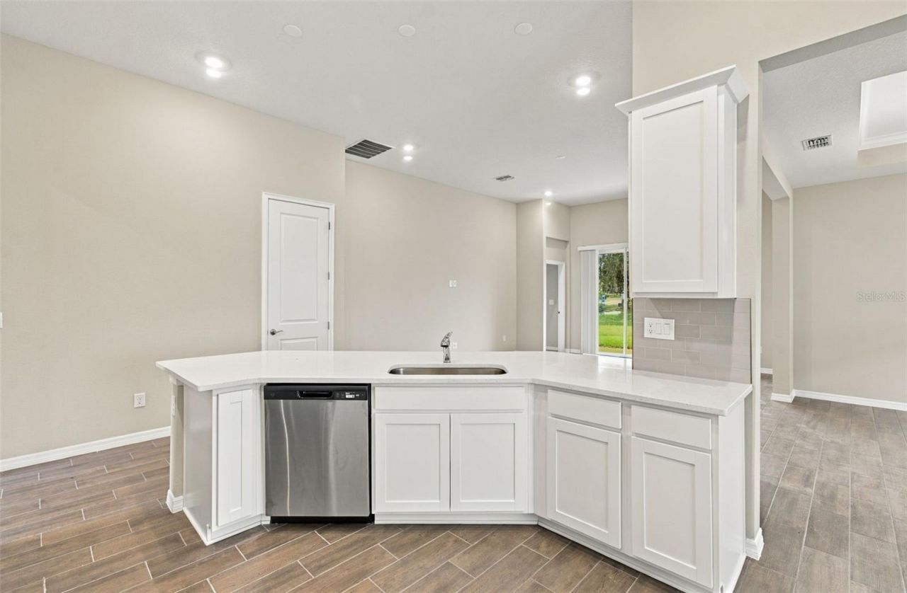 1247 Honeycomb Place, Seffner, FL 33584 Photo