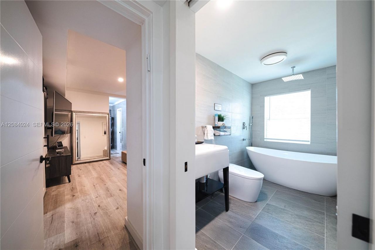 1301 Funston St, Hollywood, FL 33019 Photo