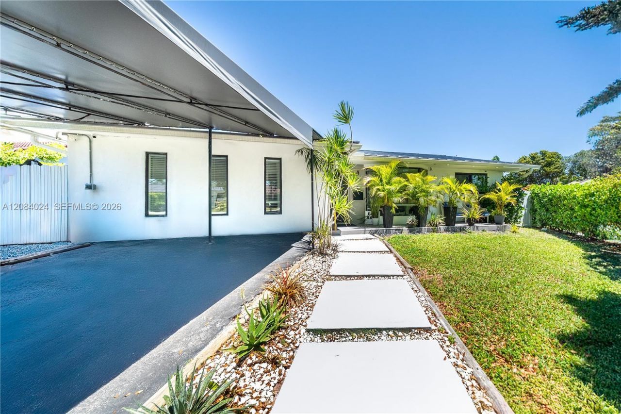 1301 Funston St, Hollywood, FL 33019 Photo