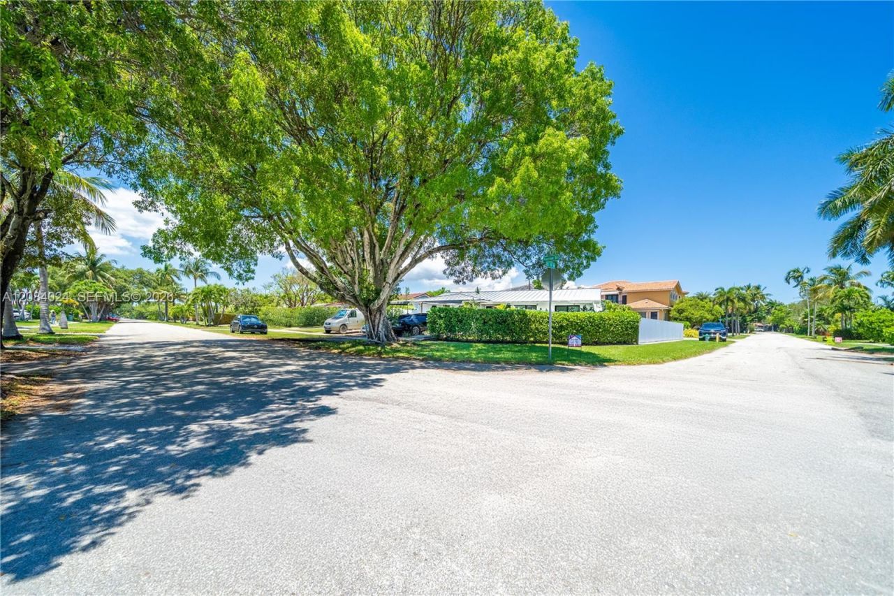 1301 Funston St, Hollywood, FL 33019 Photo