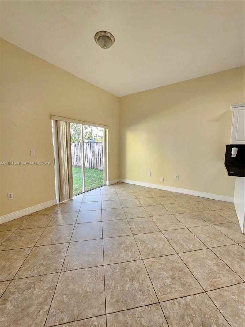 14209 SW 160 Ct, Miami, FL 33196 Photo