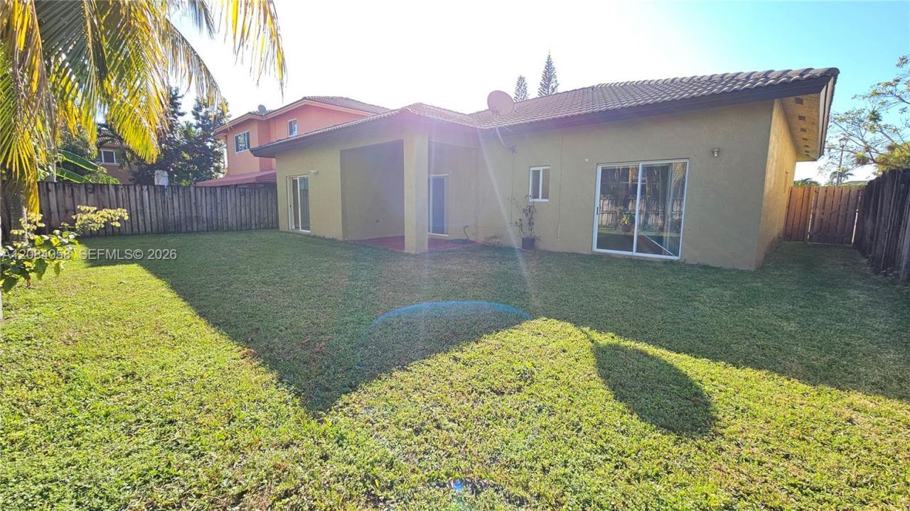 14209 SW 160 Ct, Miami, FL 33196 Photo
