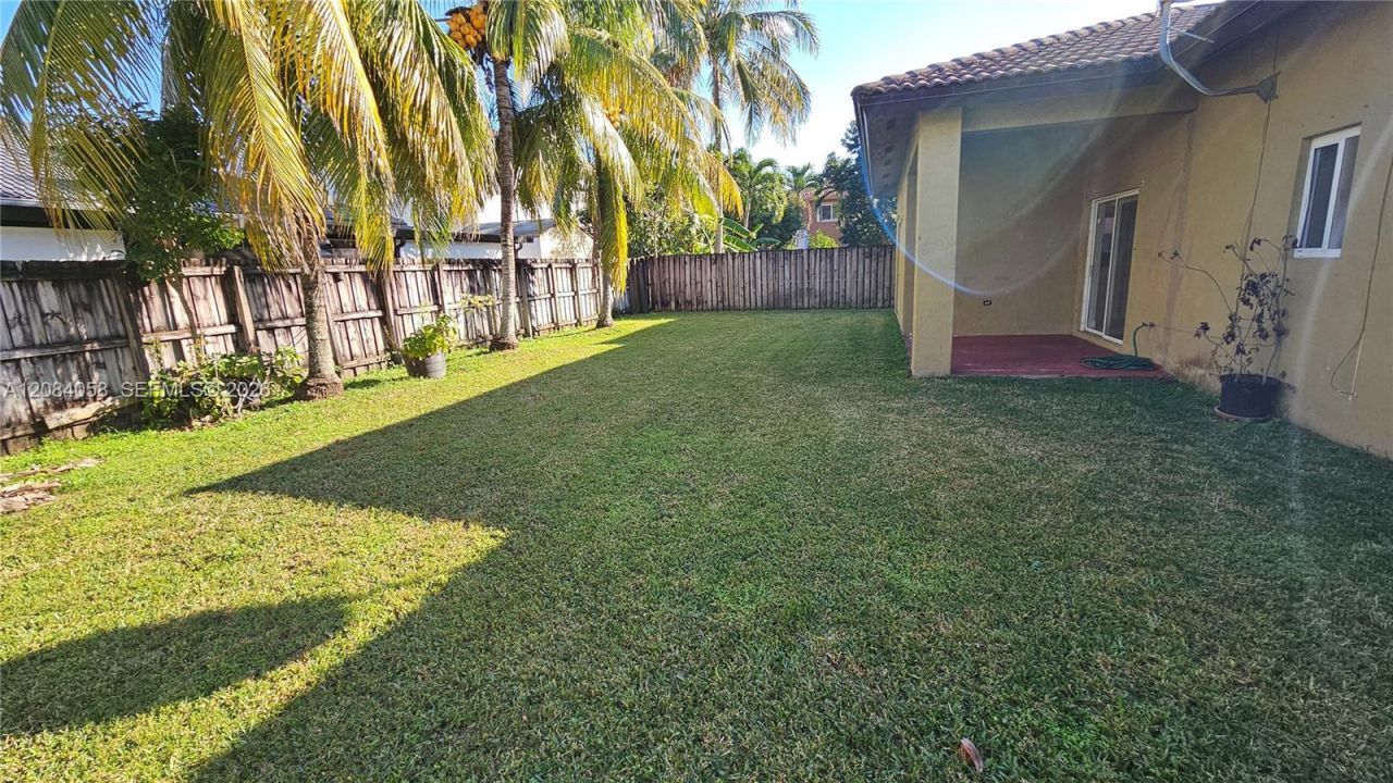 14209 SW 160 Ct, Miami, FL 33196 Photo
