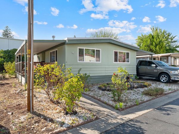 515 E Main Street, UNIT 4, Rogue River, OR 97537