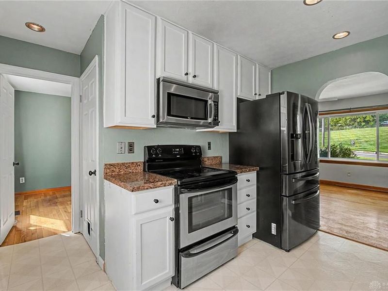 650 S Elm Street, West Carrollton, OH 45449 Photo 13