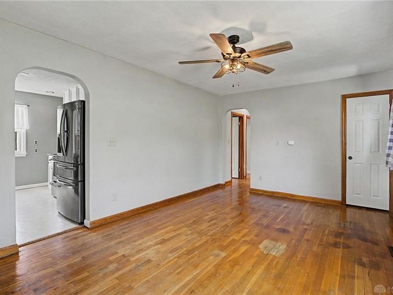 650 S Elm Street, West Carrollton, OH 45449 Photo 9