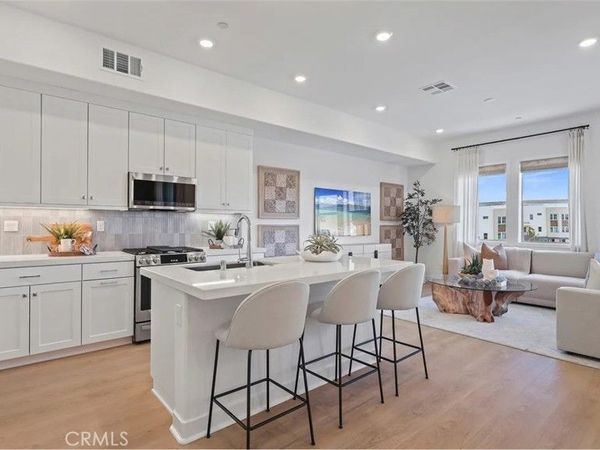 1298 Hummingbird Place, Montebello, CA 90640