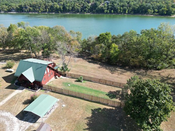 18715 Fr 2285 , Eagle Rock, MO 65641
