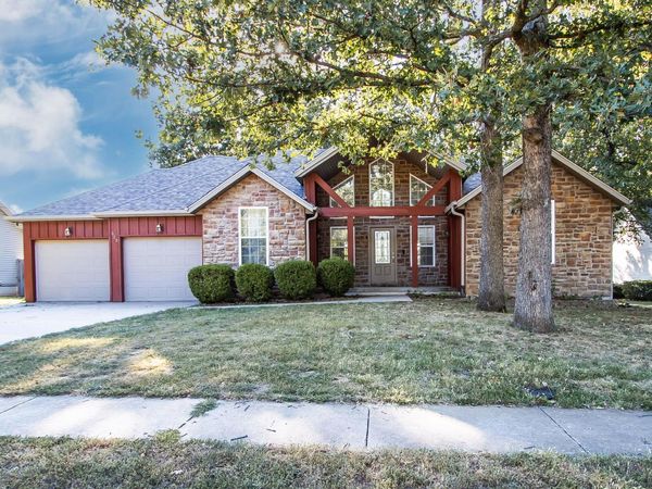 523 S Magen Street E, Fair Grove, MO 65648