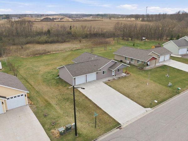 1504 Jasmine Drive, Alexandria, MN 56308
