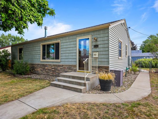 4742 Zane Avenue N, Crystal, MN 55429