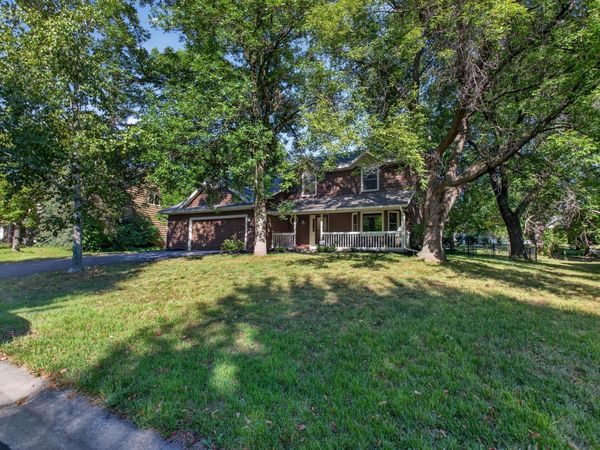 4720 Orchid Lane N, Plymouth, MN 55446