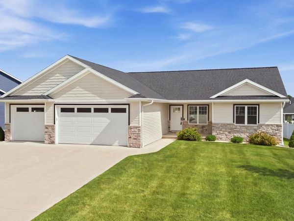 3126 Sandy Ridge DRIVE, Two Rivers, WI 54241