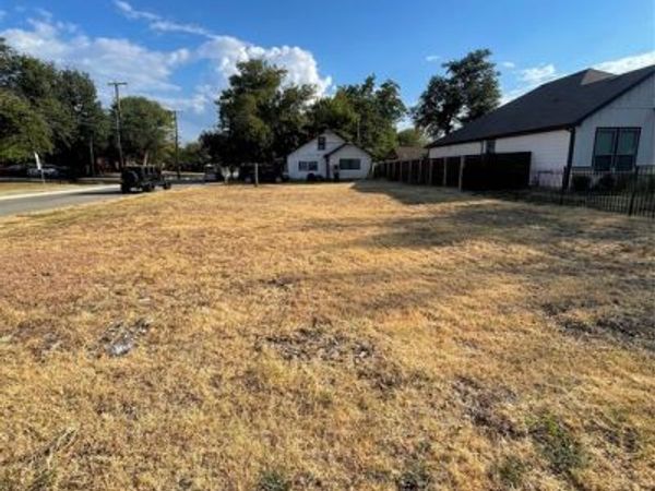 516 S Edgewood Terrace, Fort Worth, TX 76103