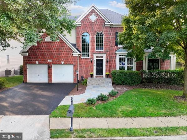 47292 MIDDLE BLUFF PLACE, STERLING, VA 20165