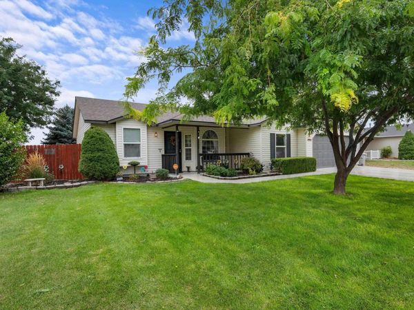 4901 Oxbow Ave, Caldwell, ID 83706
