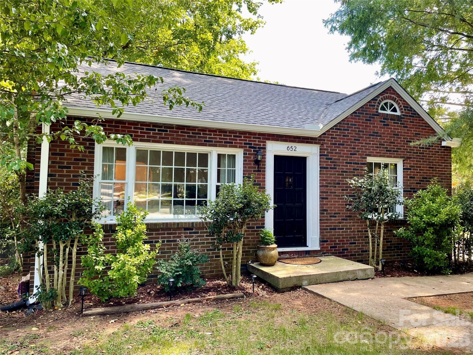 652 Davie Avenue , Statesville, NC 28677 Main Photo
