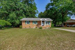 2113 Bateman Boulevard  photo 4