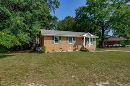 2113 Bateman Boulevard  photo 4